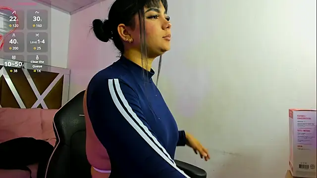 EVANGELIINE TAY online show from April 2026 11:39:01 AM