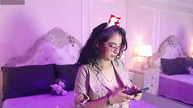 YayaQueen online show from March 2026 12:06:02 PM