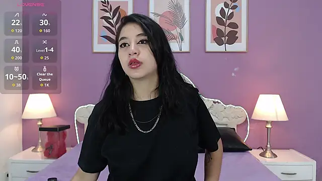 YayaQueen online show from July 2026 11:39:02 AM