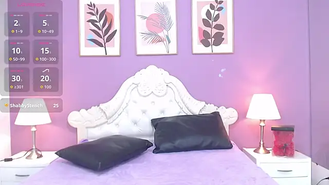 YayaQueen online show from April 2026 12:29:02 PM