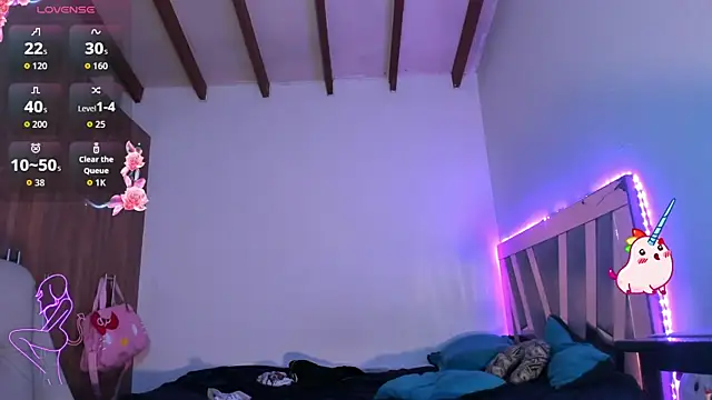 SkyeGabbyRose online show from May 2026 06:34:02 AM