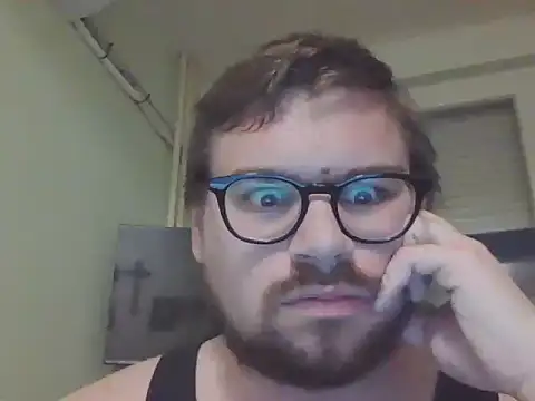 Rennato27 online show from March 2026 05:19:01 PM