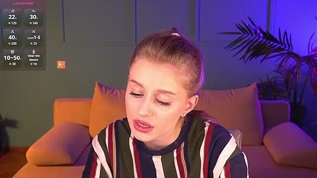 Mickey Milk online show from March 2026 07:14:01 PM