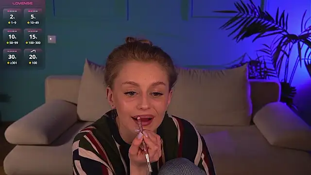 Mickey Milk online show from March 2026 06:18:02 PM