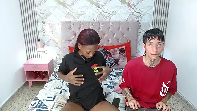 AshlieeGreenn online show from April 2026 09:15:01 PM