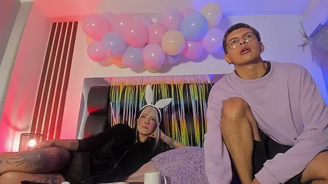 dalhia and hades online show from April 2026 01:06:02 PM