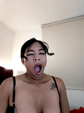 nathyjonees online show from June 2026 10:15:01 AM