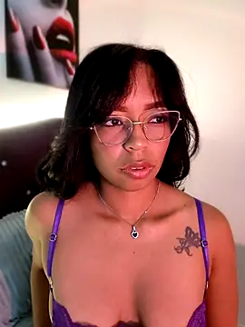 nathyjonees online show from May 2026 10:23:02 AM