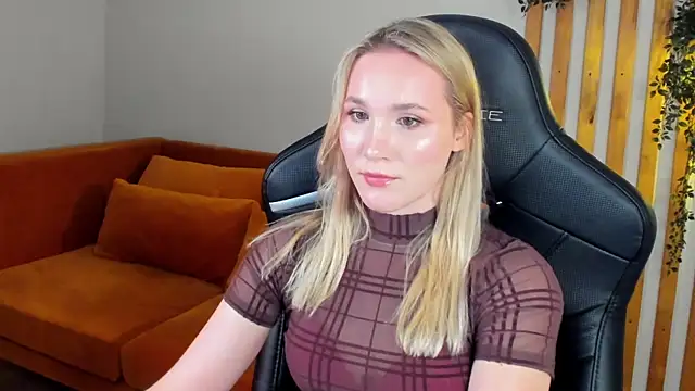 Snapshot of ElaraVoltage chatting on May 2026 05:11:01 PM ElaraVoltage online show from May 2026 05:11:01 PM