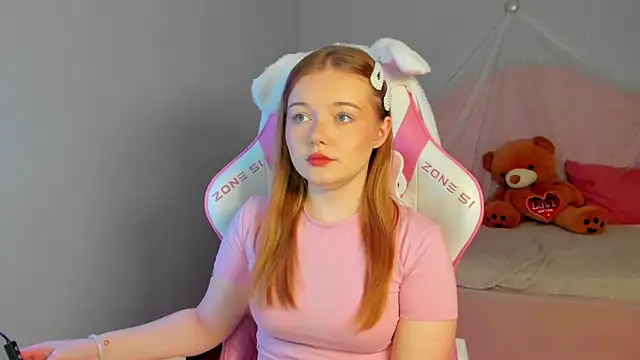 ElinaVale online show from April 2026 05:31:01 PM