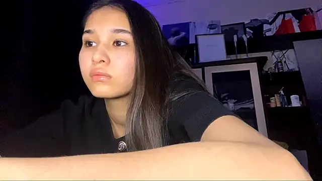 CatherineForbes online show from April 2026 04:21:02 PM