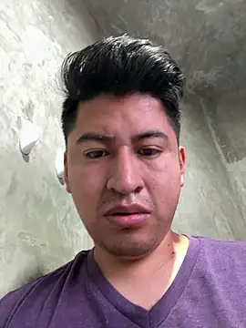 GoldenM95 online show from May 2026 06:14:01 PM