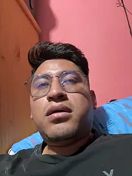 GoldenM95 online show from July 2026 12:43:02 AM