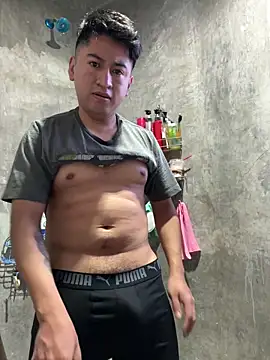 GoldenM95 online show from April 2026 06:14:02 PM