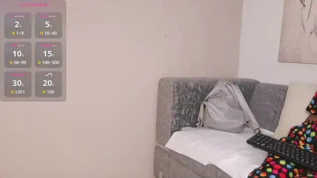 queen adhara online show from April 2026 12:22:02 PM