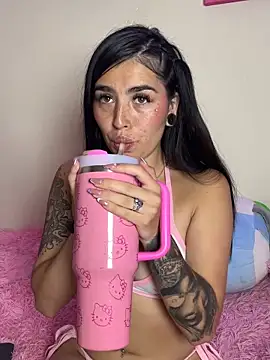 Charlothe1 online show from April 2026 01:42:01 AM