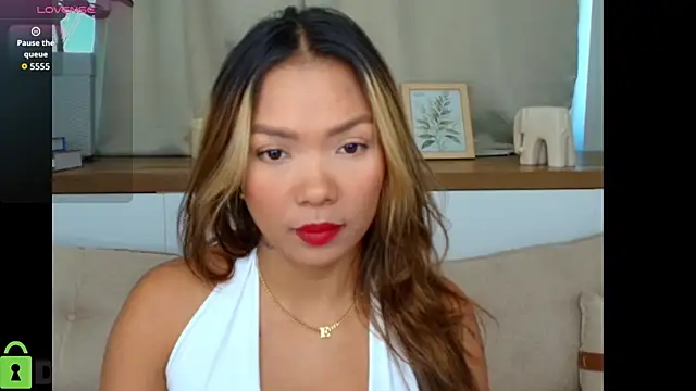 Debra Fox online show from April 2026 12:12:02 PM