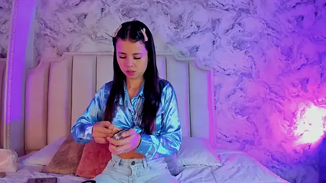 Tamara Ferrer online show from April 2026 11:23:02 AM