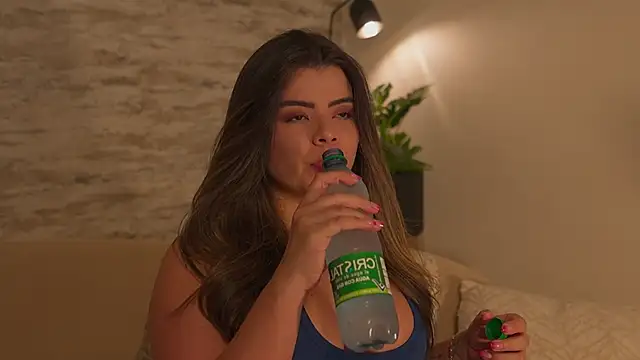 Julie Belle  online show from April 2026 11:42:02 PM