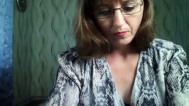 Alisaprice077 online show from July 2026 07:06:01 AM