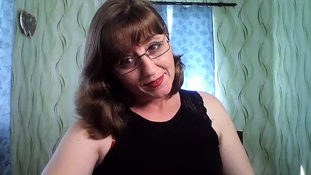 Alisaprice077 online show from July 2026 12:35:02 PM