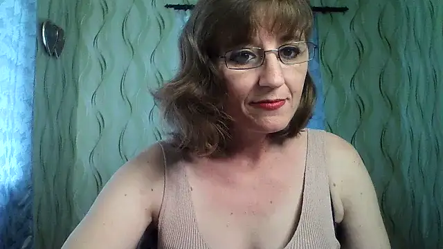 Snapshot of Alisaprice077 chatting on June 2026 10:05:01 AM Alisaprice077 online show from June 2026 10:05:01 AM