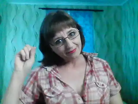 Alisaprice077 online show from April 2026 08:53:01 AM