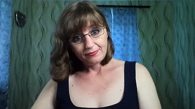 Alisaprice077 online show from June 2026 10:20:01 AM