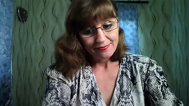 Alisaprice077 online show from July 2026 03:25:01 PM