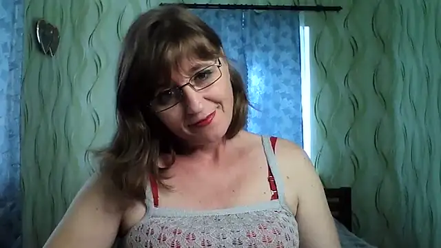 Alisaprice077 online show from July 2026 01:52:02 PM