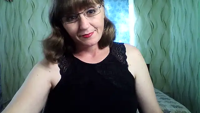 Alisaprice077 online show from July 2026 02:47:02 PM