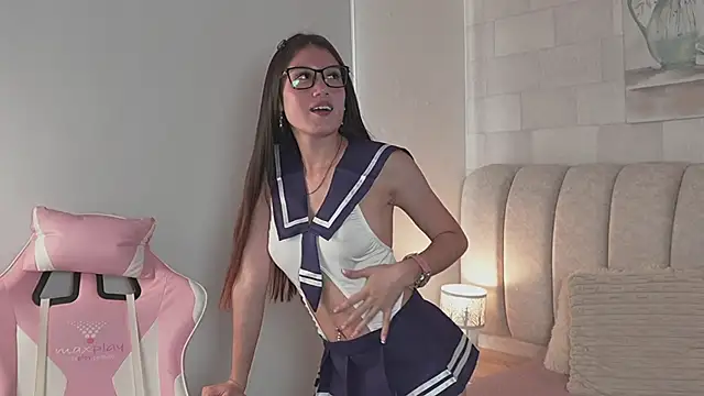 Alanna-Rosse online show from May 2026 04:04:02 PM