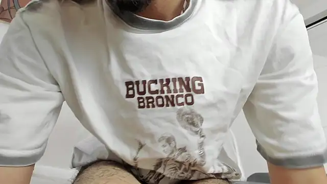 finn jackson online show from April 2026 08:04:01 PM