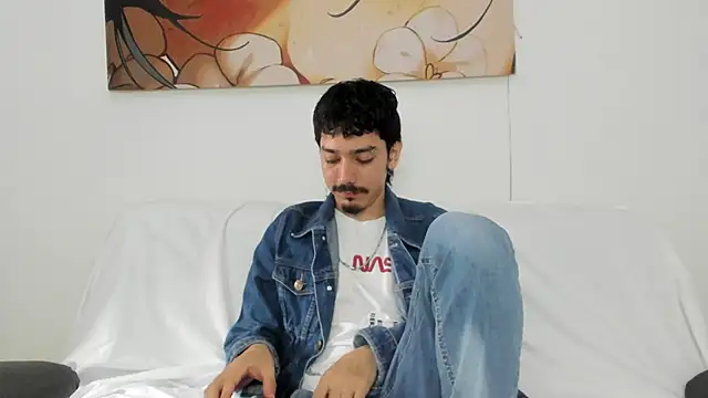 finn jackson online show from April 2026 07:58:02 PM