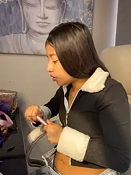 chanell pinkk online show from March 2026 01:16:01 PM