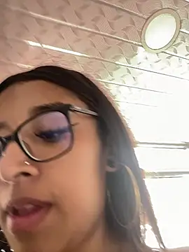 chanell pinkk online show from March 2026 02:19:02 PM