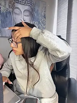 chanell pinkk online show from March 2026 01:26:01 PM