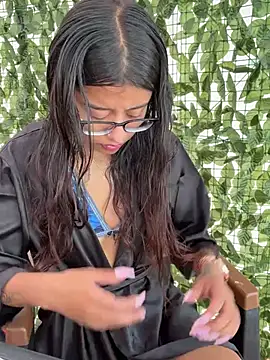 chanell pinkk online show from March 2026 01:48:01 PM