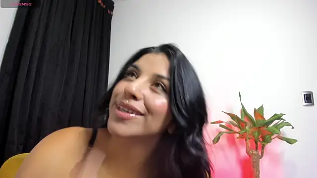 Evelyn Millers11 online show from March 2026 03:35:02 AM