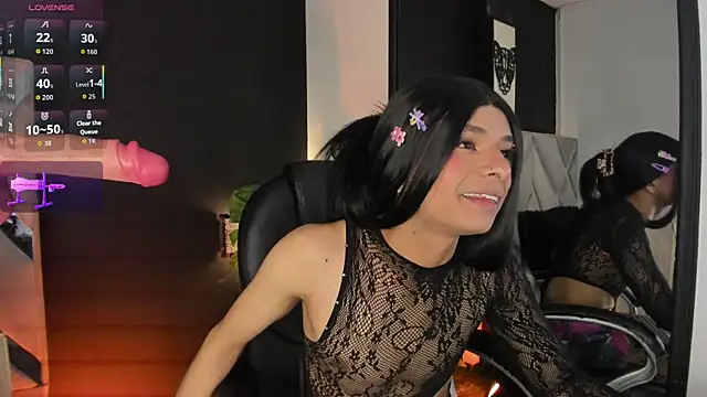 Danika Dahl online show from April 2026 07:48:01 AM