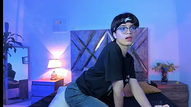 Kai blaz online show from March 2026 08:10:02 PM