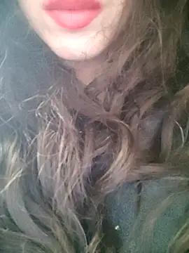 Kamilya89six online show from March 2026 02:40:02 PM