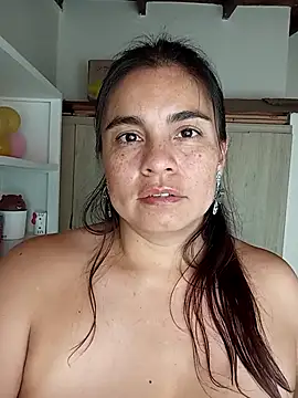 BettyBoo w online show from April 2026 01:37:01 PM