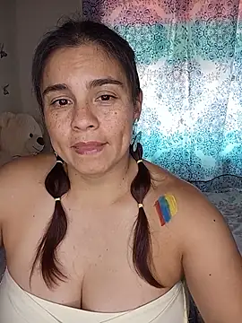 Snapshot of BettyBoo_w chatting on June 2026 07:31:02 PM BettyBoo w online show from June 2026 07:31:02 PM