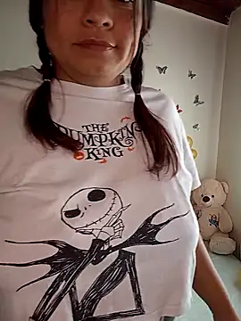 BettyBoo w online show from April 2026 01:18:01 PM