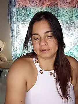 Snapshot of BettyBoo_w chatting on July 2026 07:18:02 PM BettyBoo w online show from July 2026 07:18:02 PM