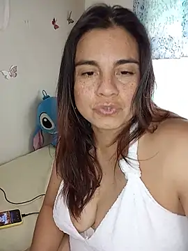 Snapshot of BettyBoo_w chatting on July 2026 06:48:02 PM BettyBoo w online show from July 2026 06:48:02 PM