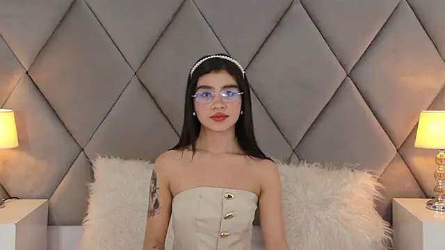 OliviaDiaz online show from May 2026 08:09:01 PM