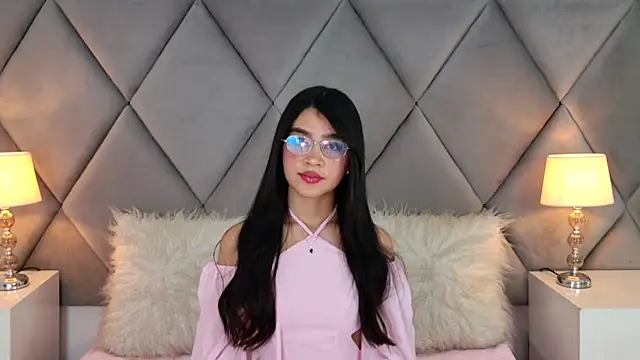 Snapshot of OliviaDiaz chatting on June 2026 12:16:01 AM OliviaDiaz online show from June 2026 12:16:01 AM