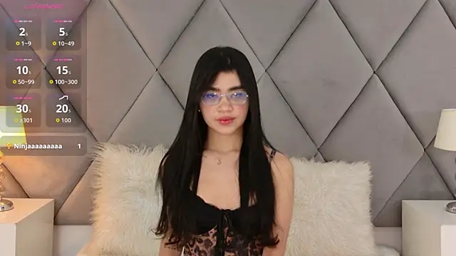 OliviaDiaz online show from April 2026 08:17:02 PM